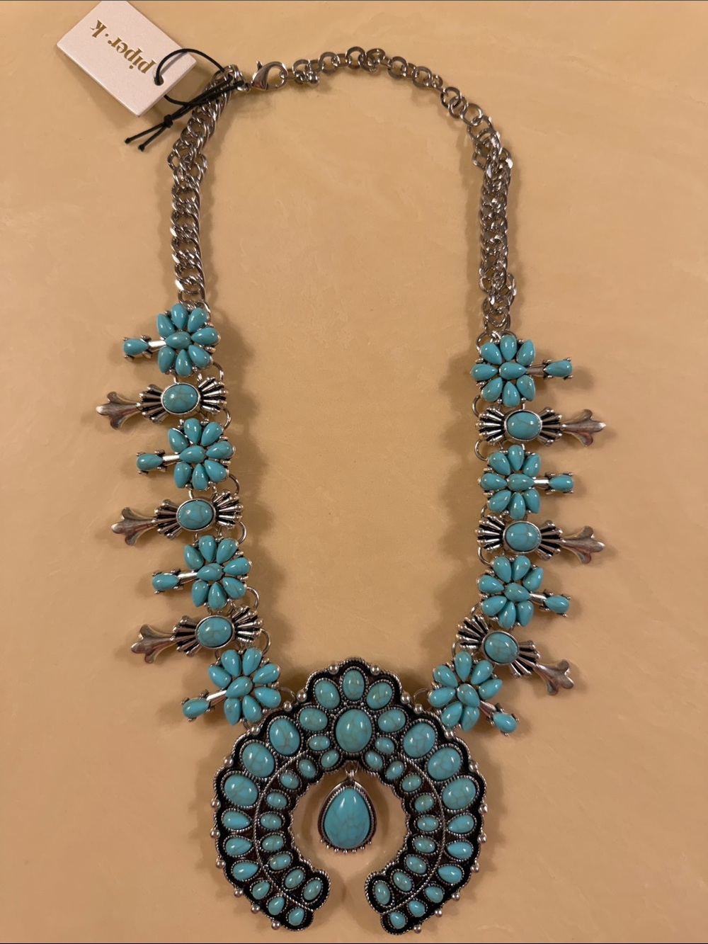 NWt Turquoise squash blossom Necklace